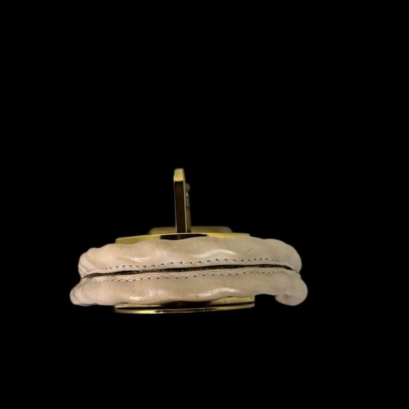 LOW START Patricia Nash Cream Embossed Leather Purse bag Inside is suede - Picture 3 of 11